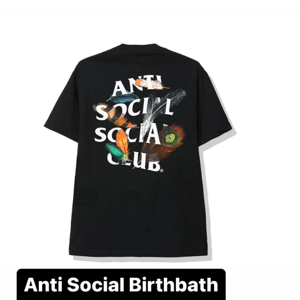 ANTI SOCIAL BIRD BATH TEE
NWT
MEDIUM